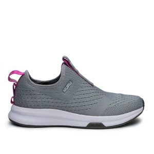 ATOM Slip-On